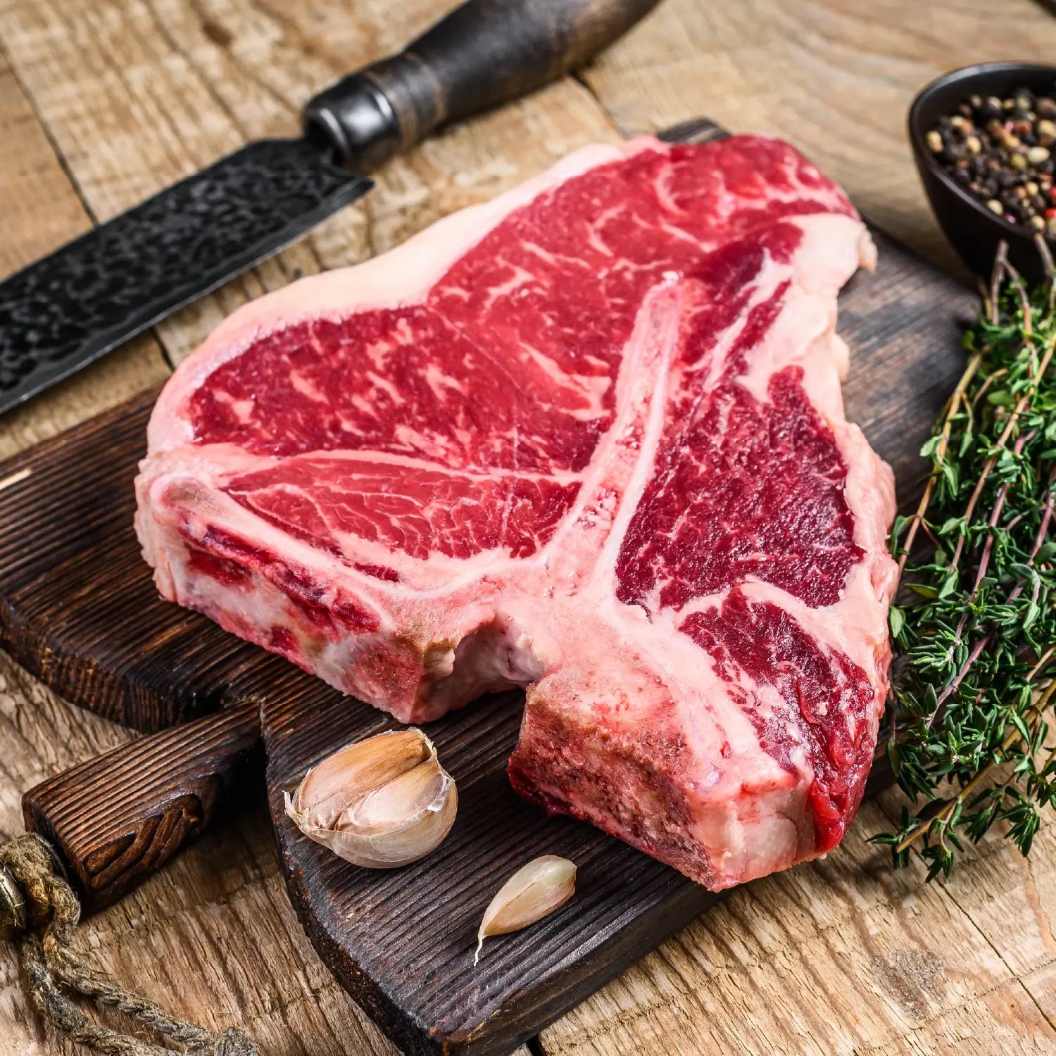 Halal T‑Bone & Porterhouse Steaks – Whole & Cut Options (Vacuum‑Packed)